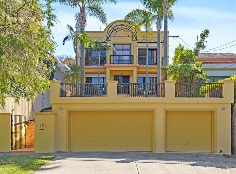 12 Courtenay Road, Rose Bay - Image 1