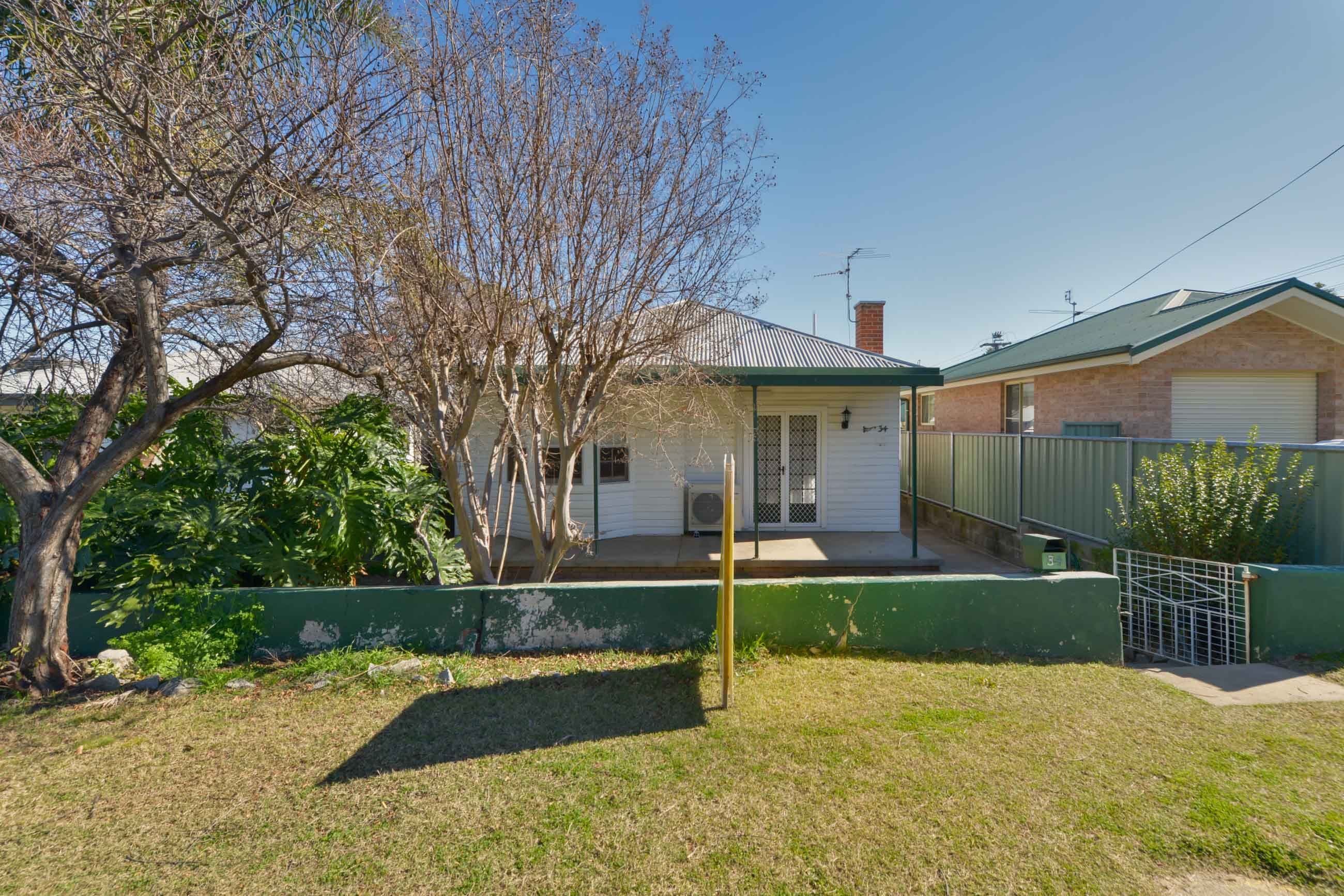 34 Hunt Street, Tamworth NSW 2340, Tamworth - Image 1
