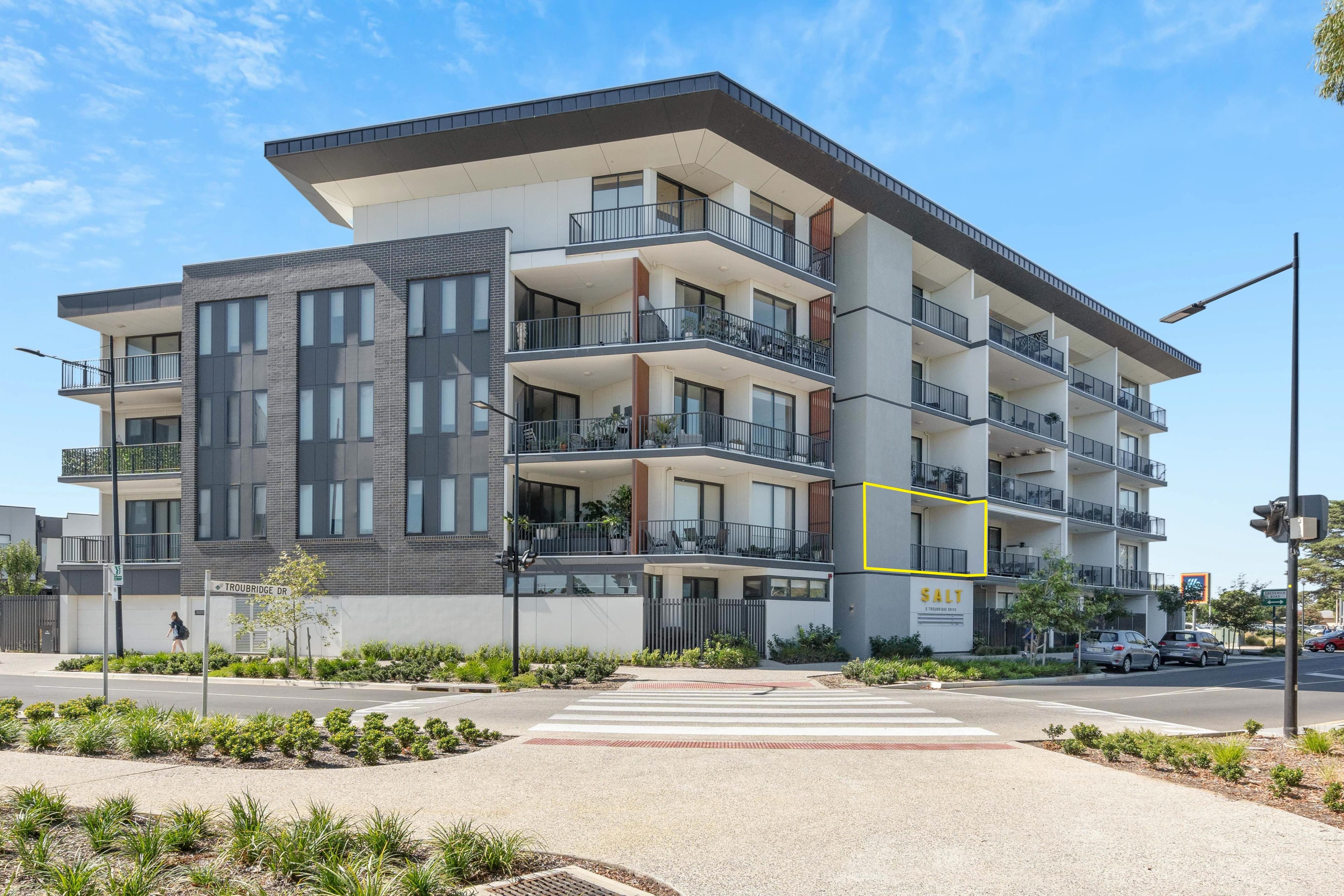 2 Troubridge Drive, West Lakes SA 5021, West Lakes - Image 1