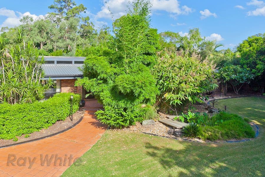 15 Ishmael Road, CAMIRA QLD 4300, Camira - Image 1