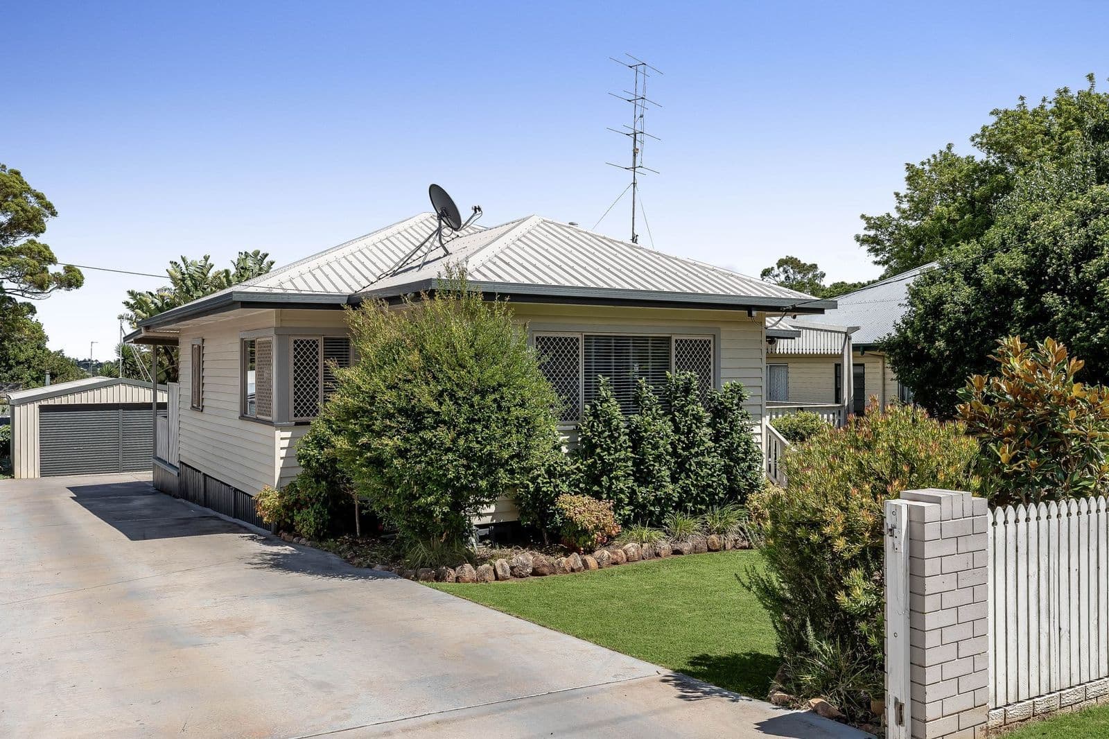 11 Peel Street, South Toowoomba QLD 4350, South Toowoomba - Image 1