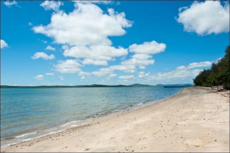 7 Walz Avenue, MCEWENS BEACH QLD 4740, McEwens Beach - Image 1