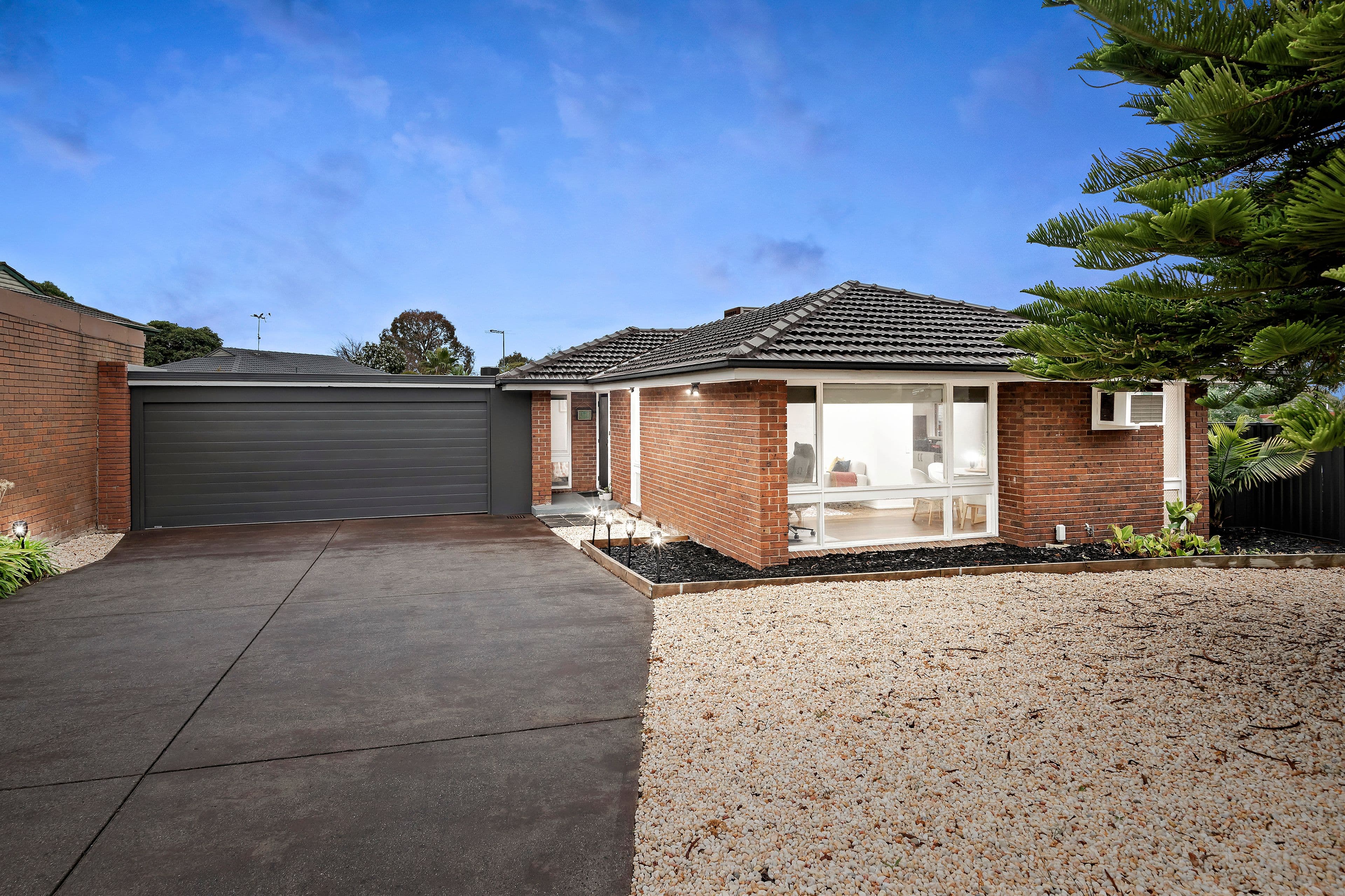 56 William Perry Close, ENDEAVOUR HILLS VIC 3802, Endeavour Hills - Image 1