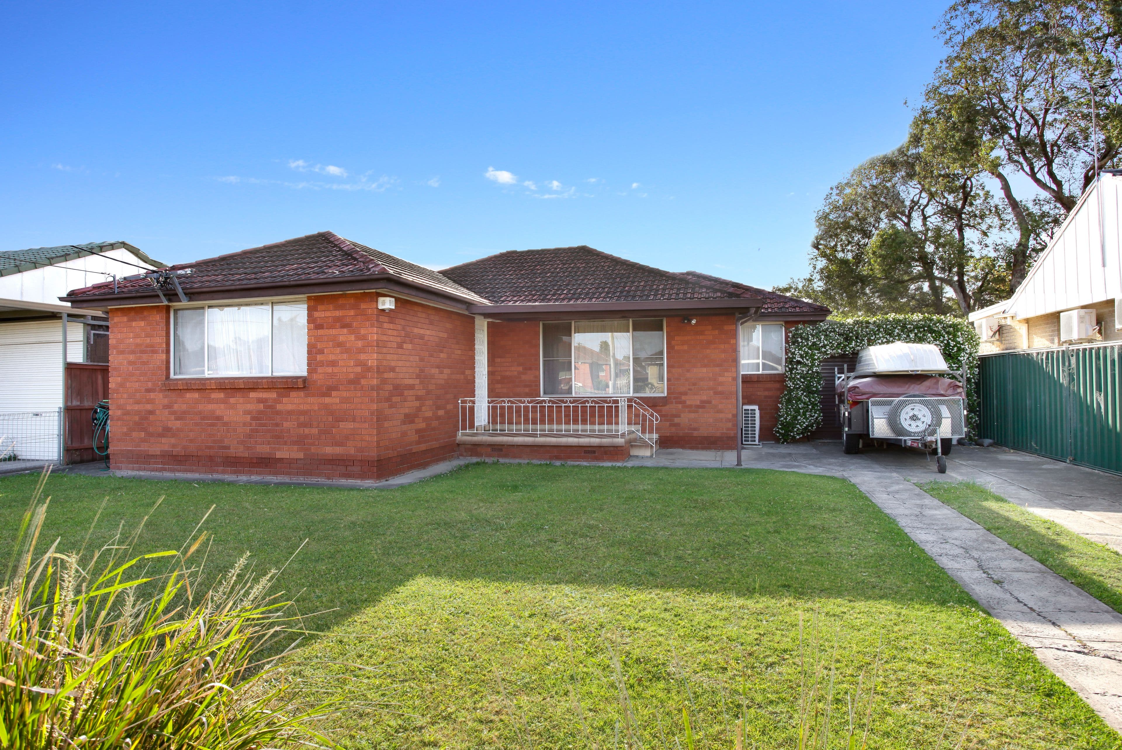 25 Parklea Parade, Canley Heights - Image 1