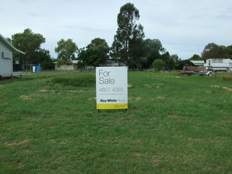 30 Bedford Street, BLACKALL QLD 4472, Blackall - Image 1