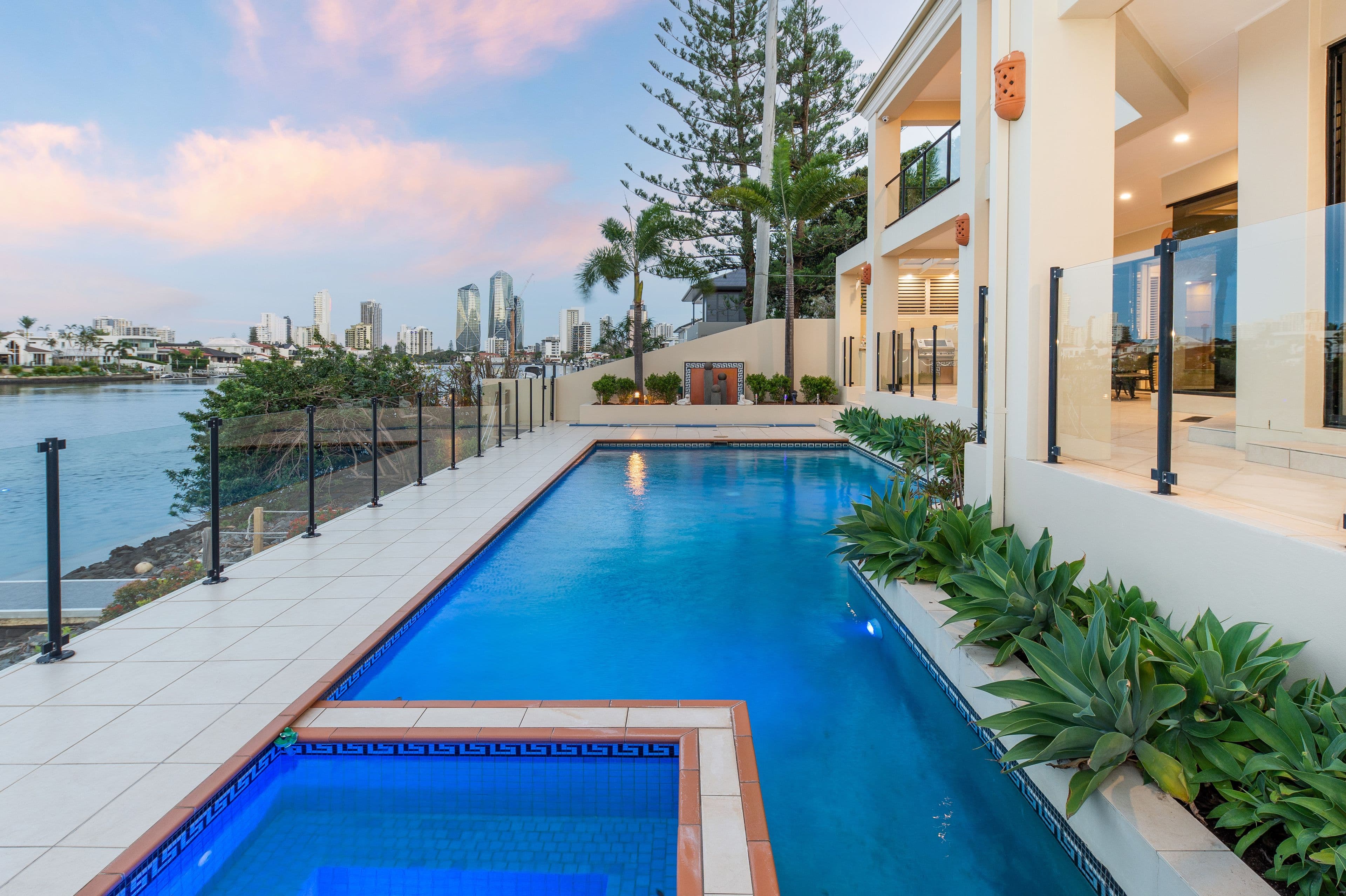29 Furlong Street, Broadbeach Waters QLD 4218, Broadbeach Waters - Image 1
