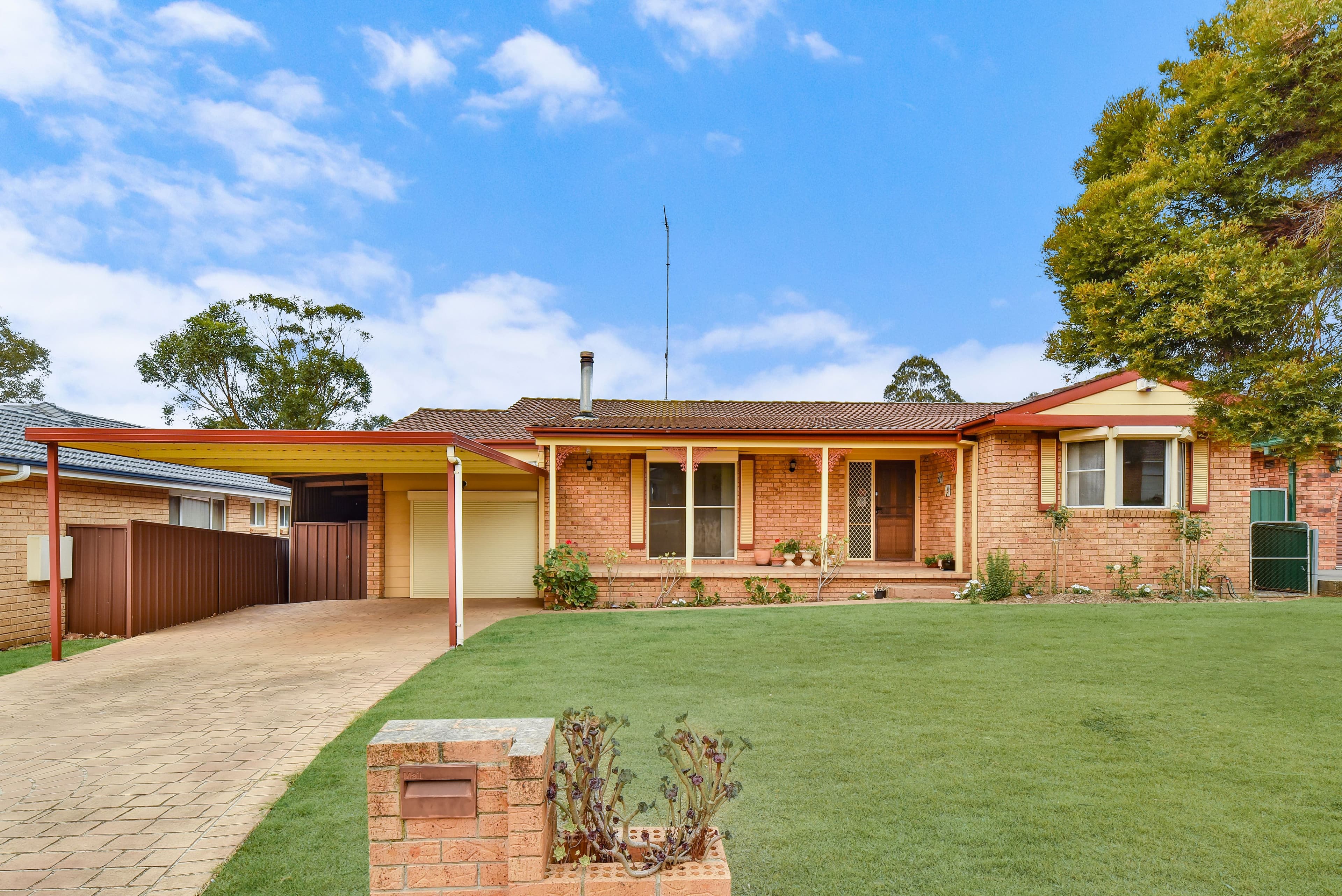 9 Cheeryble Place, Ambarvale - Image 1