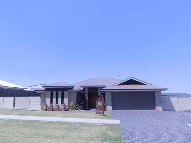 34 Shoesmith Road, WESTBROOK QLD 4350, Westbrook - Image 1