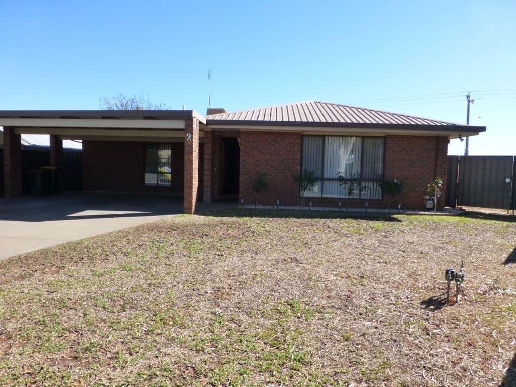 2 Canberra Court, MOAMA NSW 2731, Moama - Image 1