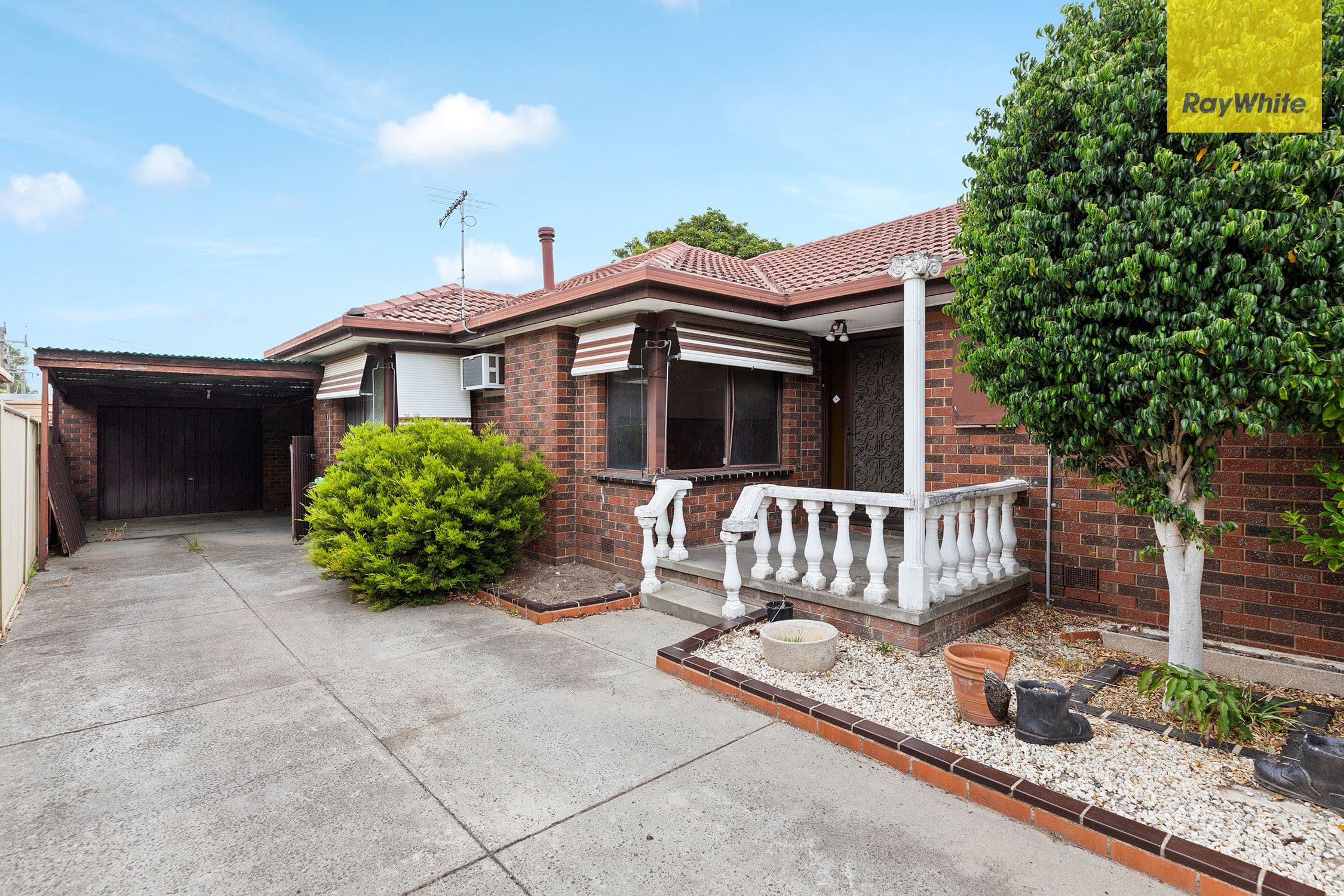70 Mulhall Drive, St Albans VIC 3021, St Albans - Image 1
