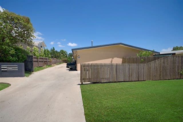 85 Queens Road, HERMIT PARK QLD 4812, Hermit Park - Image 1