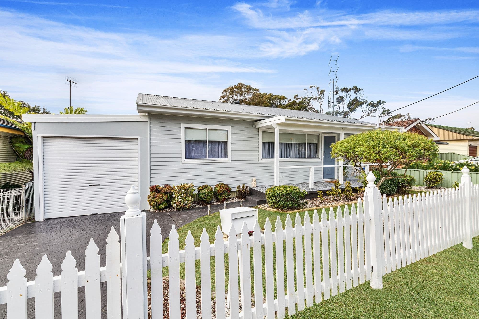 5 Woolana Avenue, Budgewoi NSW 2262, Budgewoi - Image 1