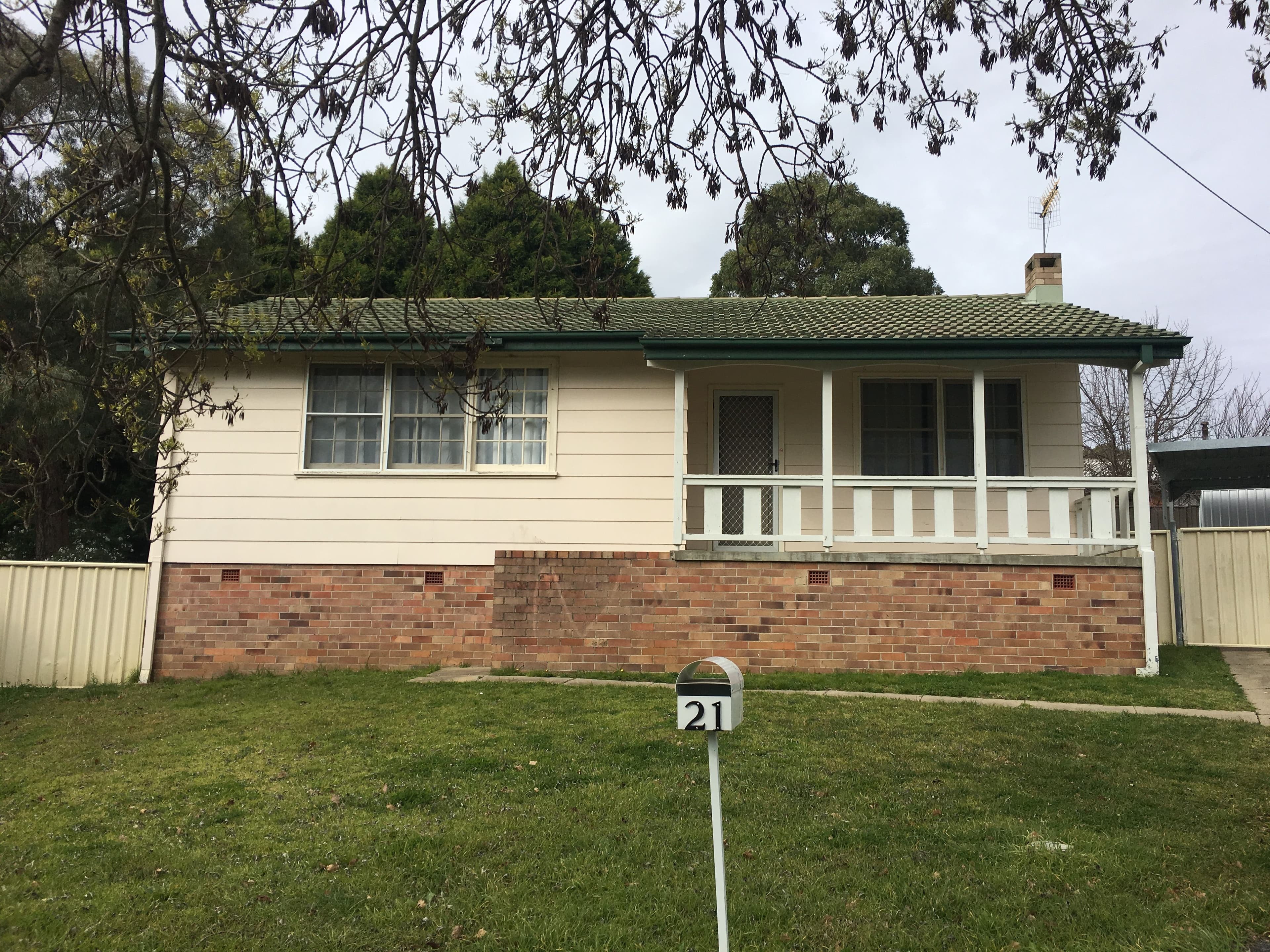 21 Scott Street, Glen Innes - Image 1