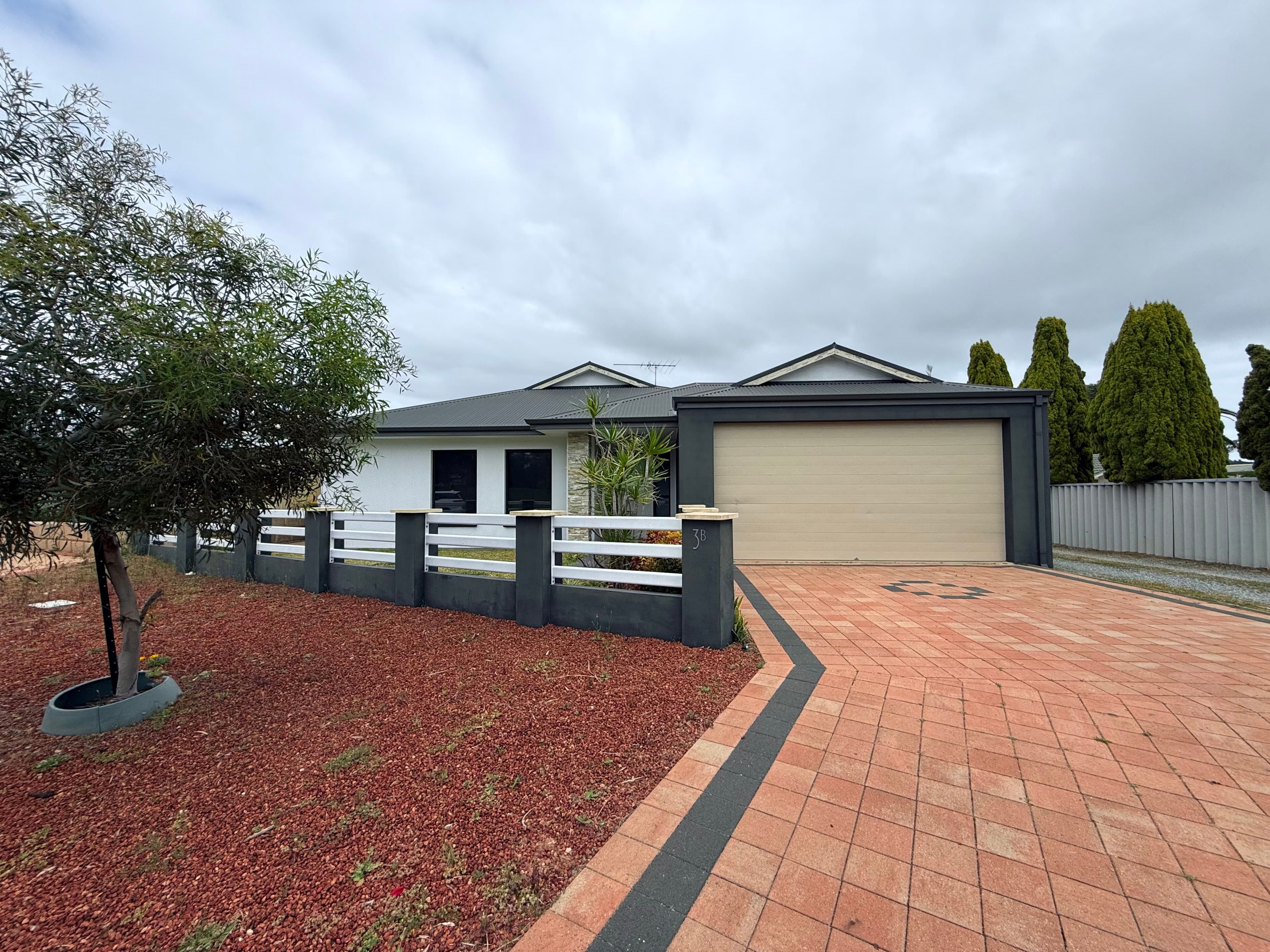 3B Oleander Place, Halls Head WA 6210, Halls Head - Image 1