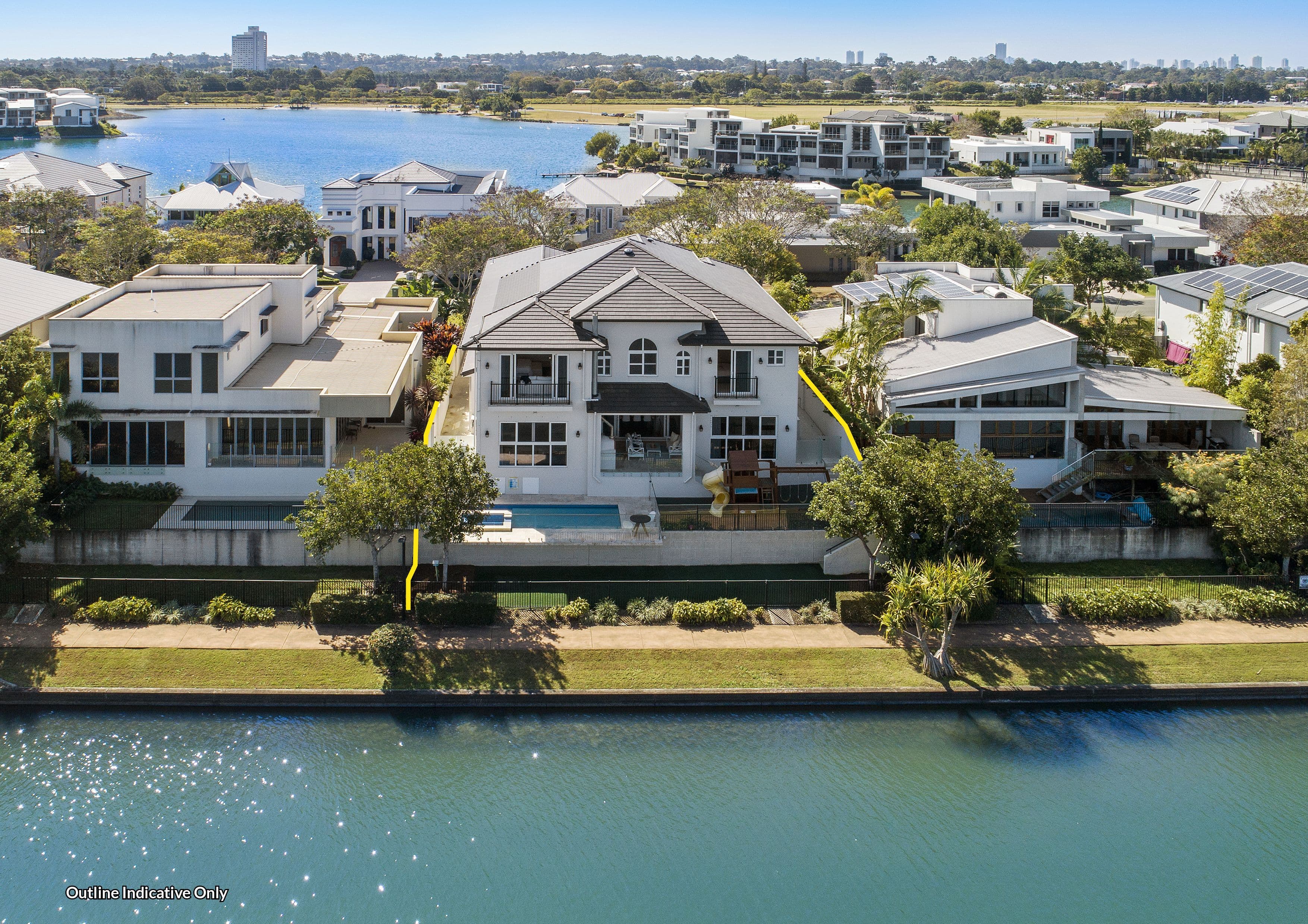 5010 Emerald Island Drive, Carrara QLD 4211, Carrara - Image 1