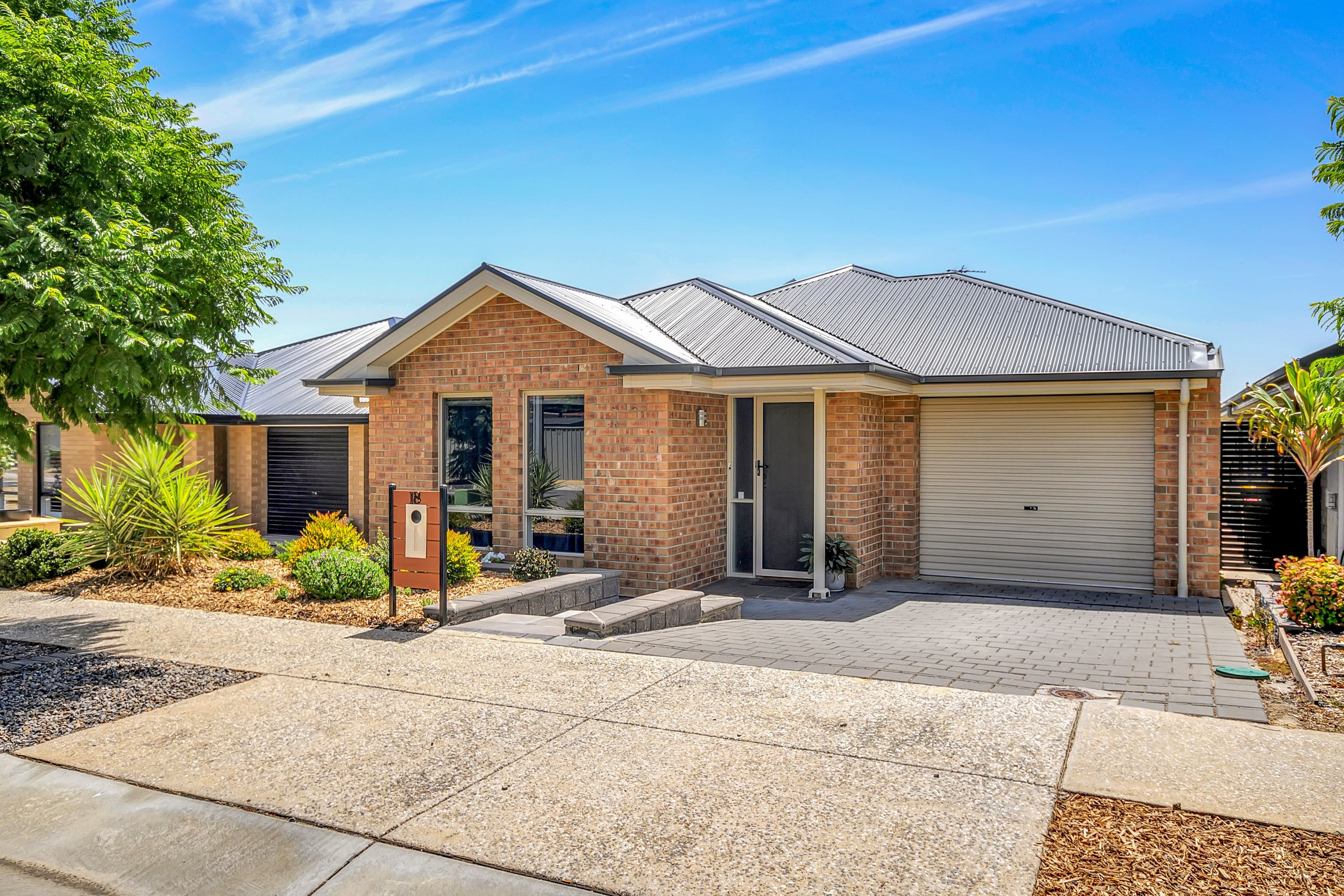 18 Orbit Court, Woodcroft SA 5162, Woodcroft - Image 1