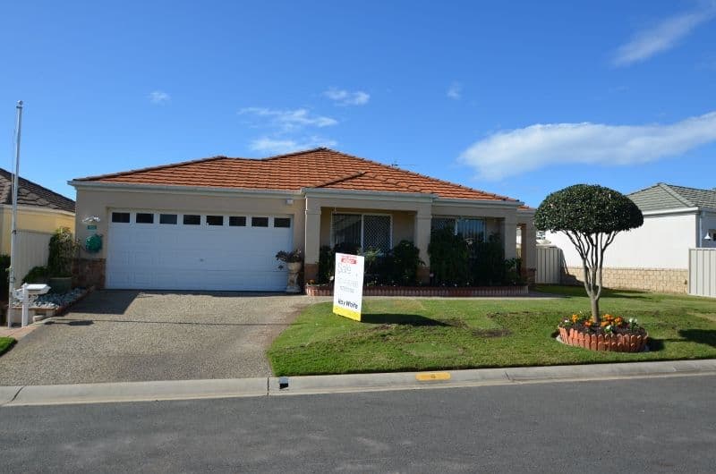 6 Jordana Street, Arundel QLD 4214, Arundel - Image 1