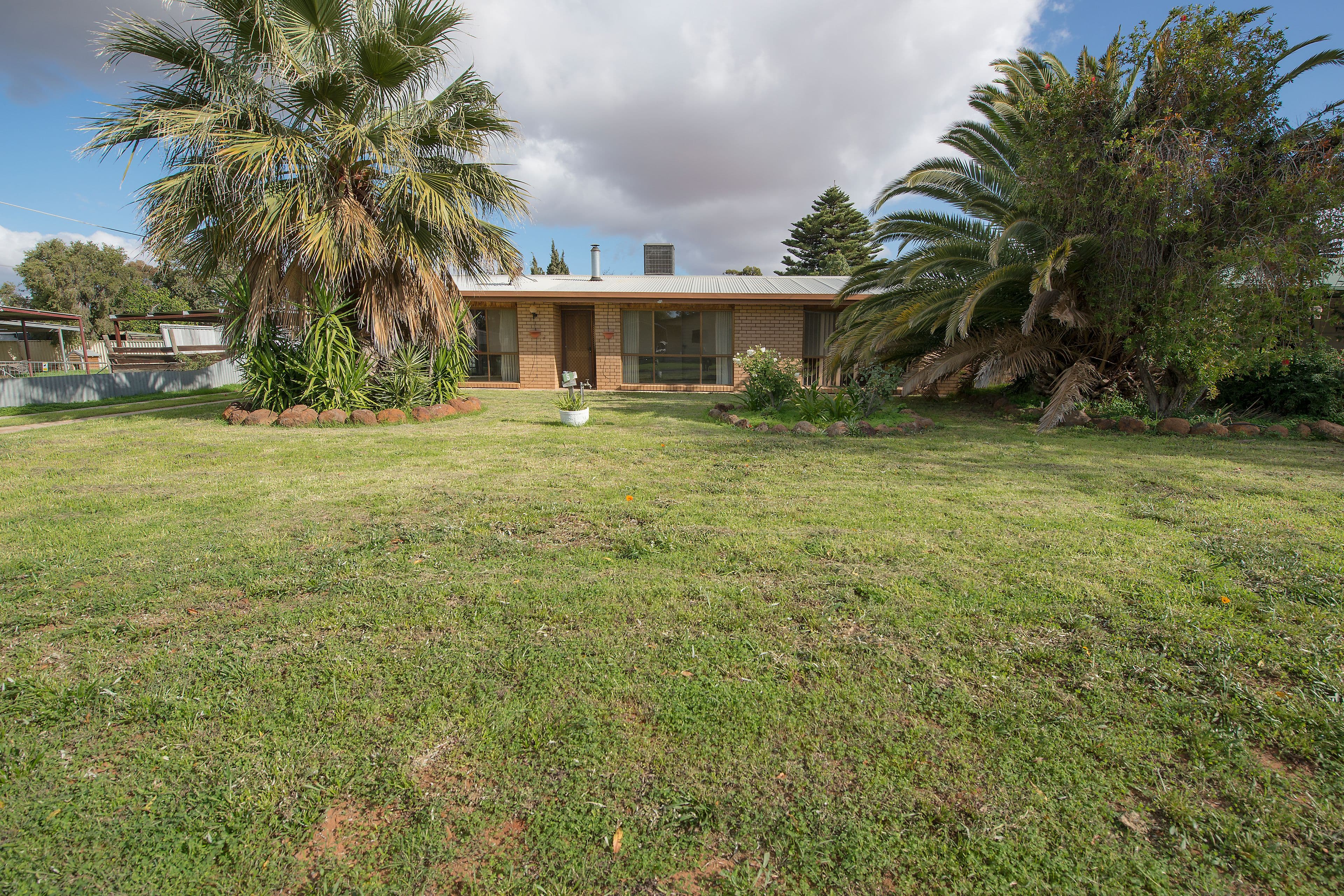 5 Boga Street, Lake Boga VIC 3584, Lake Boga - Image 1