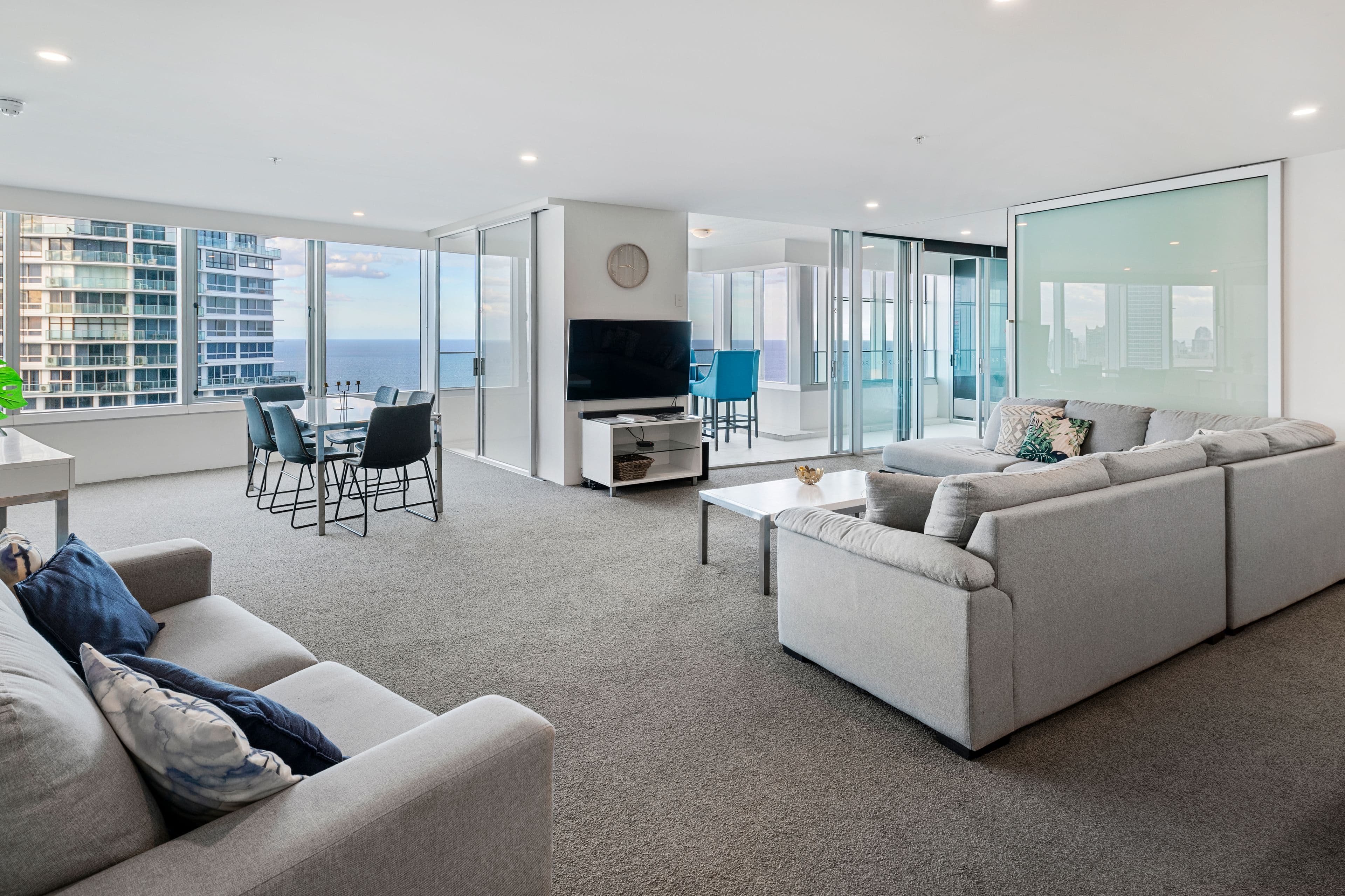 9 Hamilton Avenue, Surfers Paradise QLD 4217, Surfers Paradise - Image 1