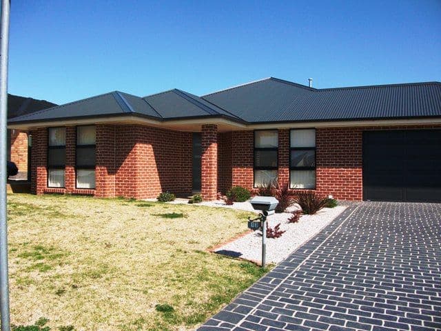 13 Catania Street, Orange - Image 1