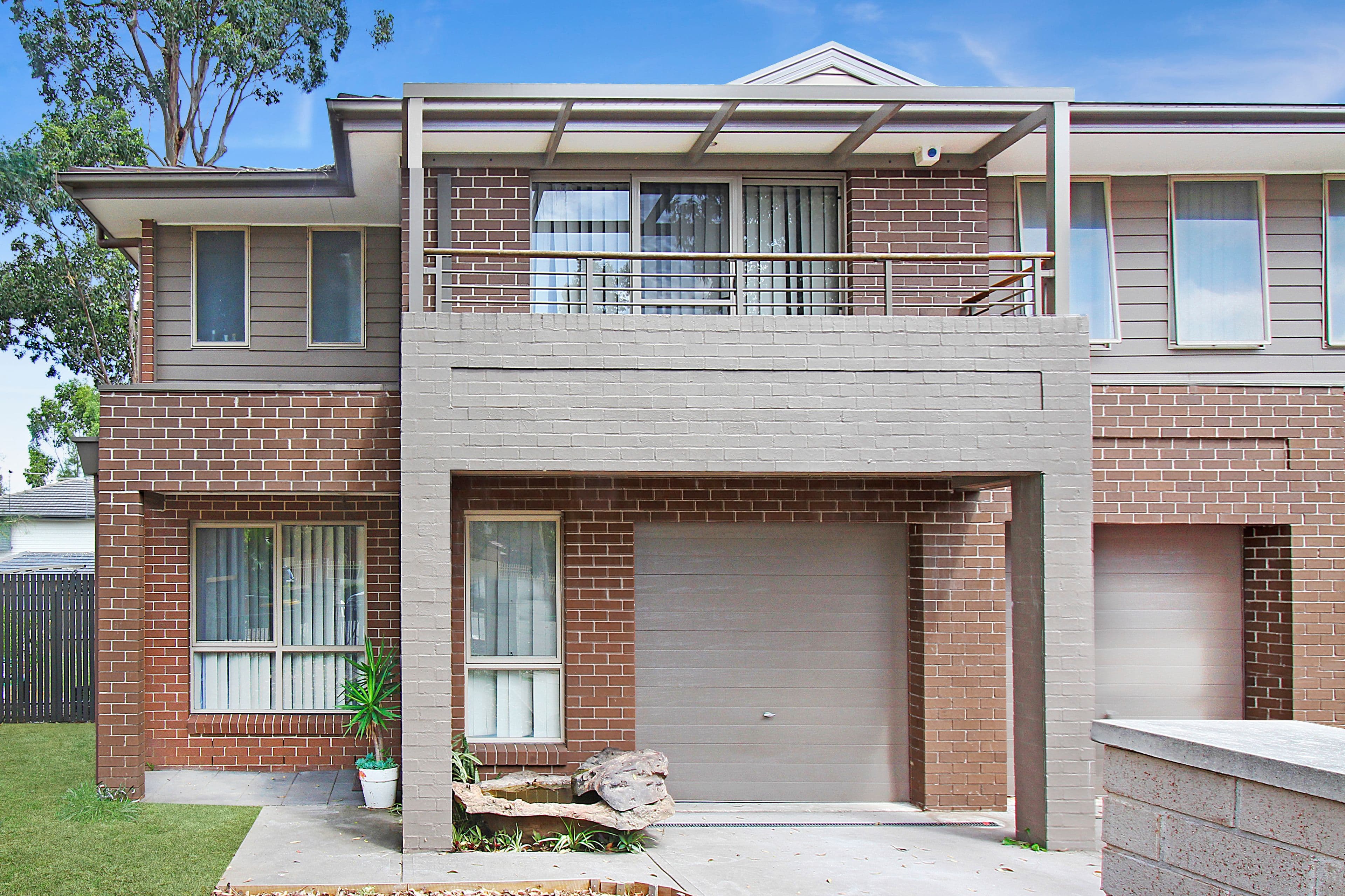13 Cronin Place, Bonnyrigg - Image 1