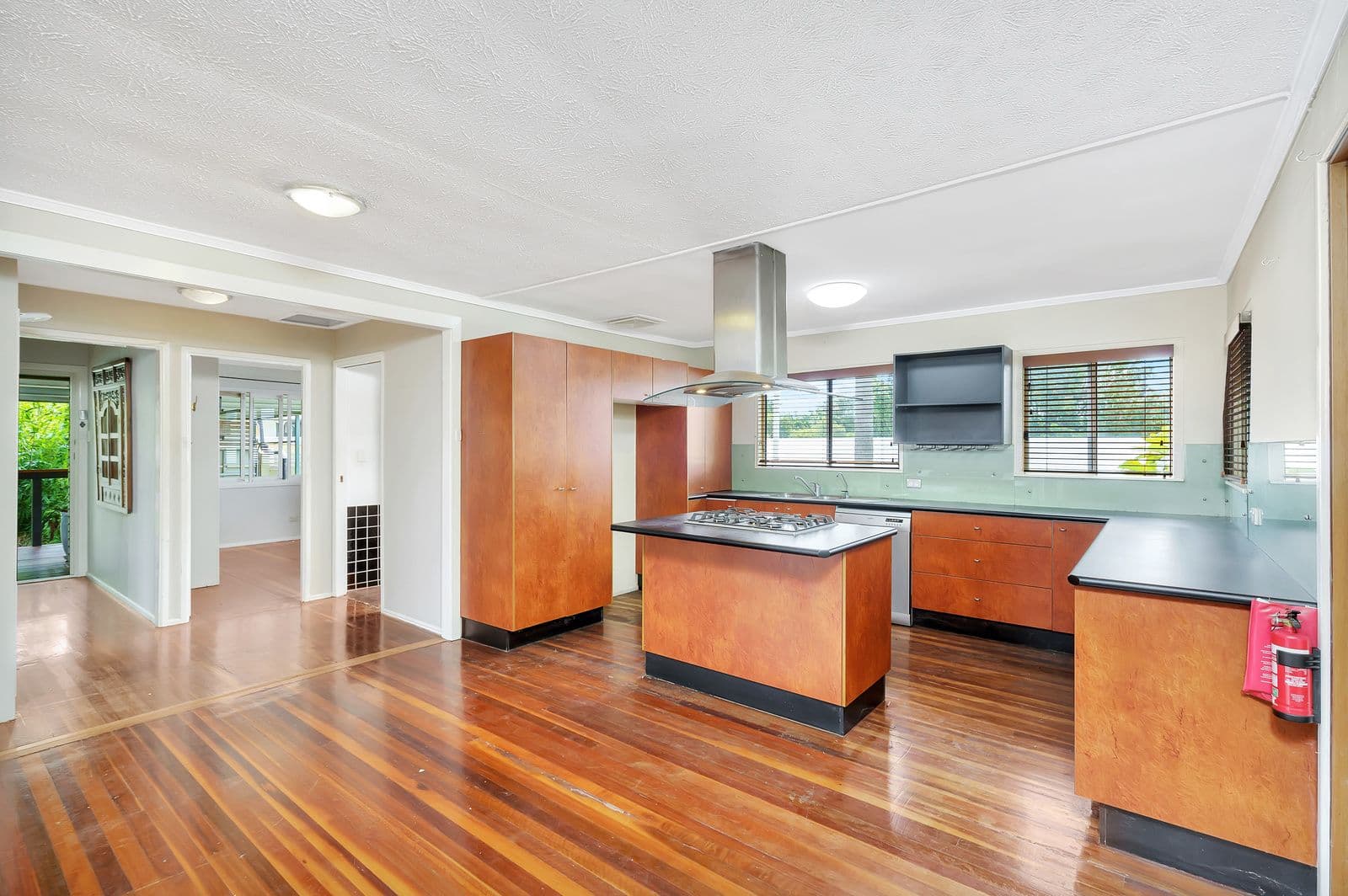 20 Second Avenue, Labrador QLD 4215, Labrador - Image 1