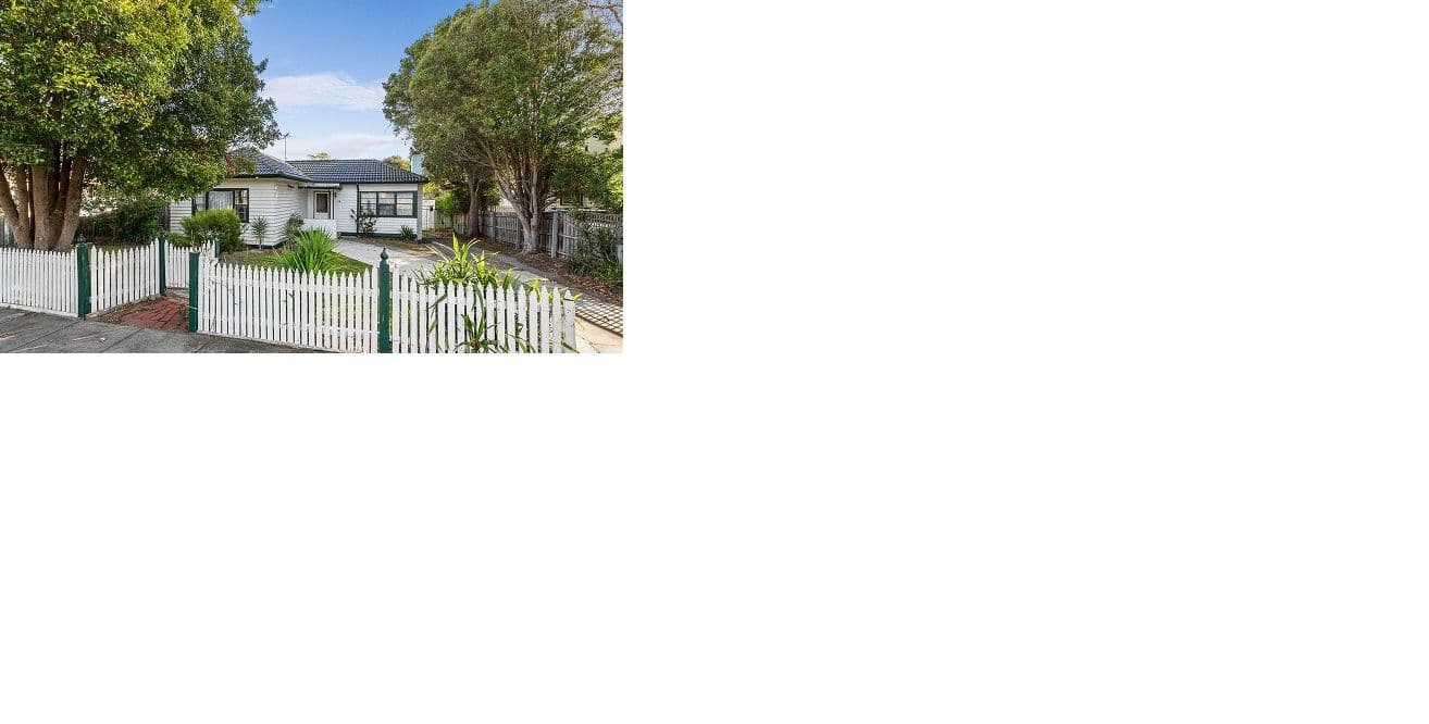 19 Davie Avenue, Cheltenham VIC 3192, Cheltenham - Image 1