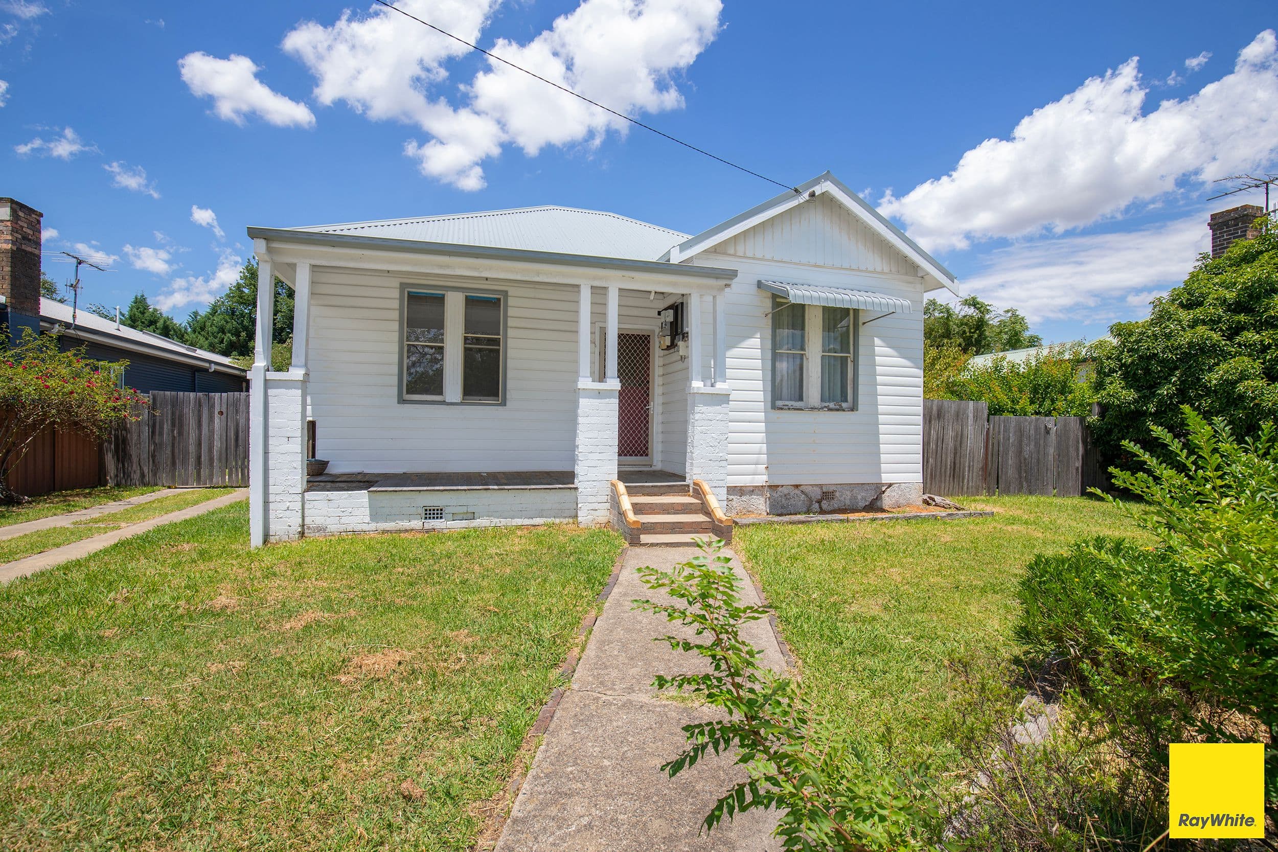 152 Barney Street, Armidale NSW 2350, Armidale - Image 1