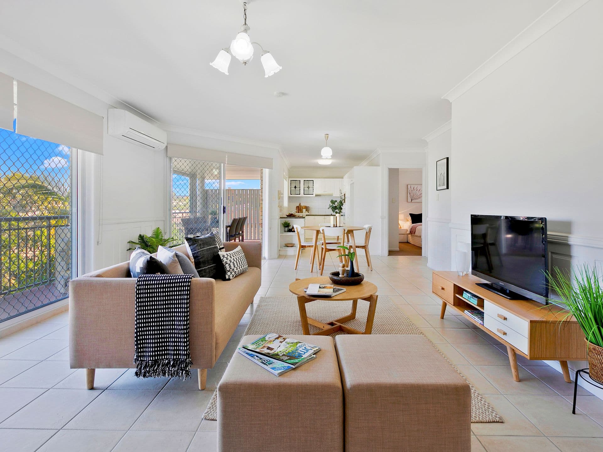 16 Nicklin Street, Coorparoo QLD 4151, Coorparoo - Image 1