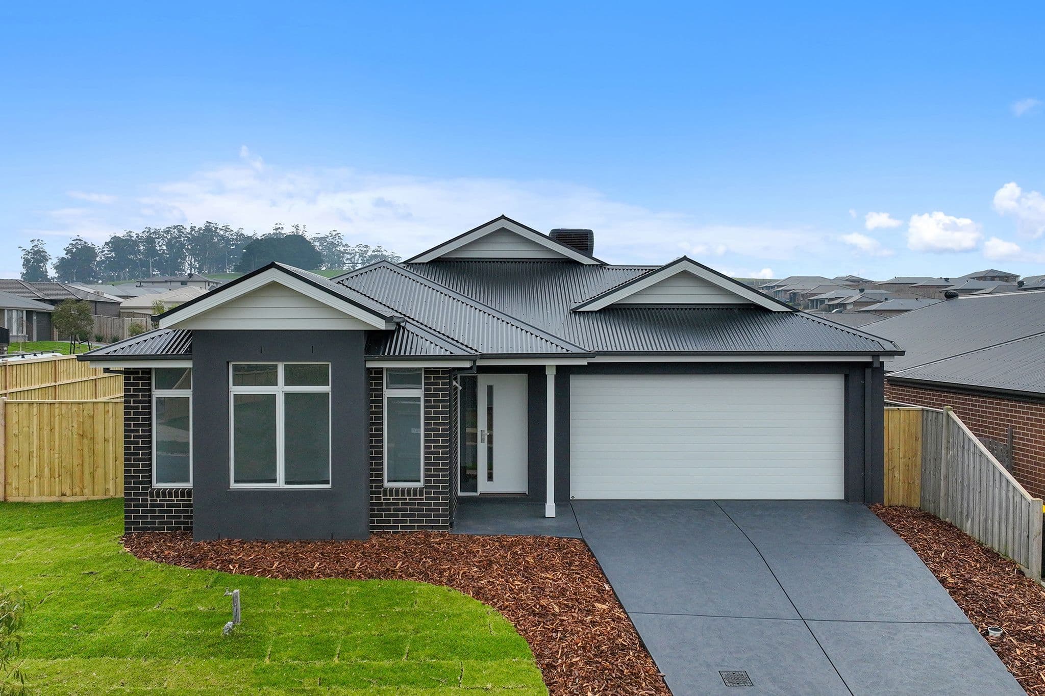 8 Hickory Street, Warragul VIC 3820, Warragul - Image 1