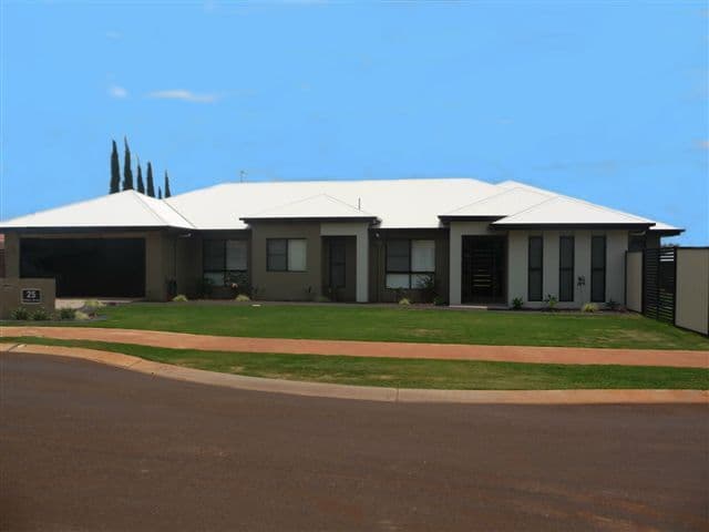 25 Fallon Drive, MIDDLE RIDGE QLD 4350, Middle Ridge - Image 1