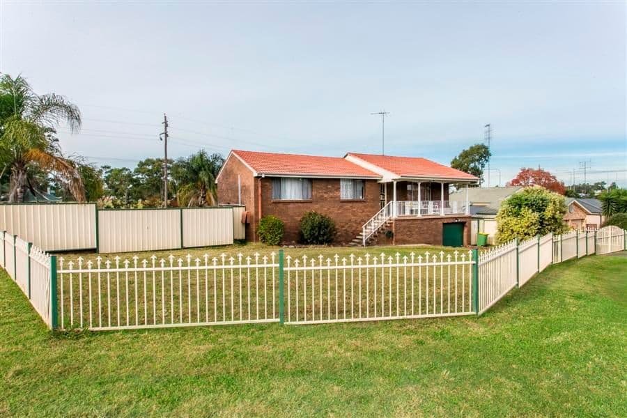 10 Bickley Road, SOUTH PENRITH NSW 2750, South Penrith - Image 1