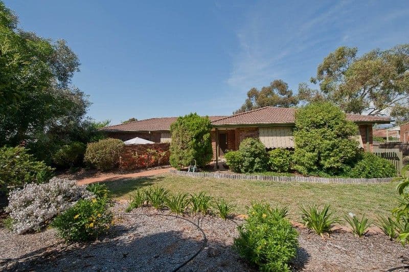 17 Meston Place, FADDEN ACT 2904, Fadden - Image 1