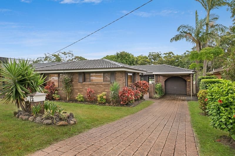 12 Marlowe Road, Bateau Bay - Image 1