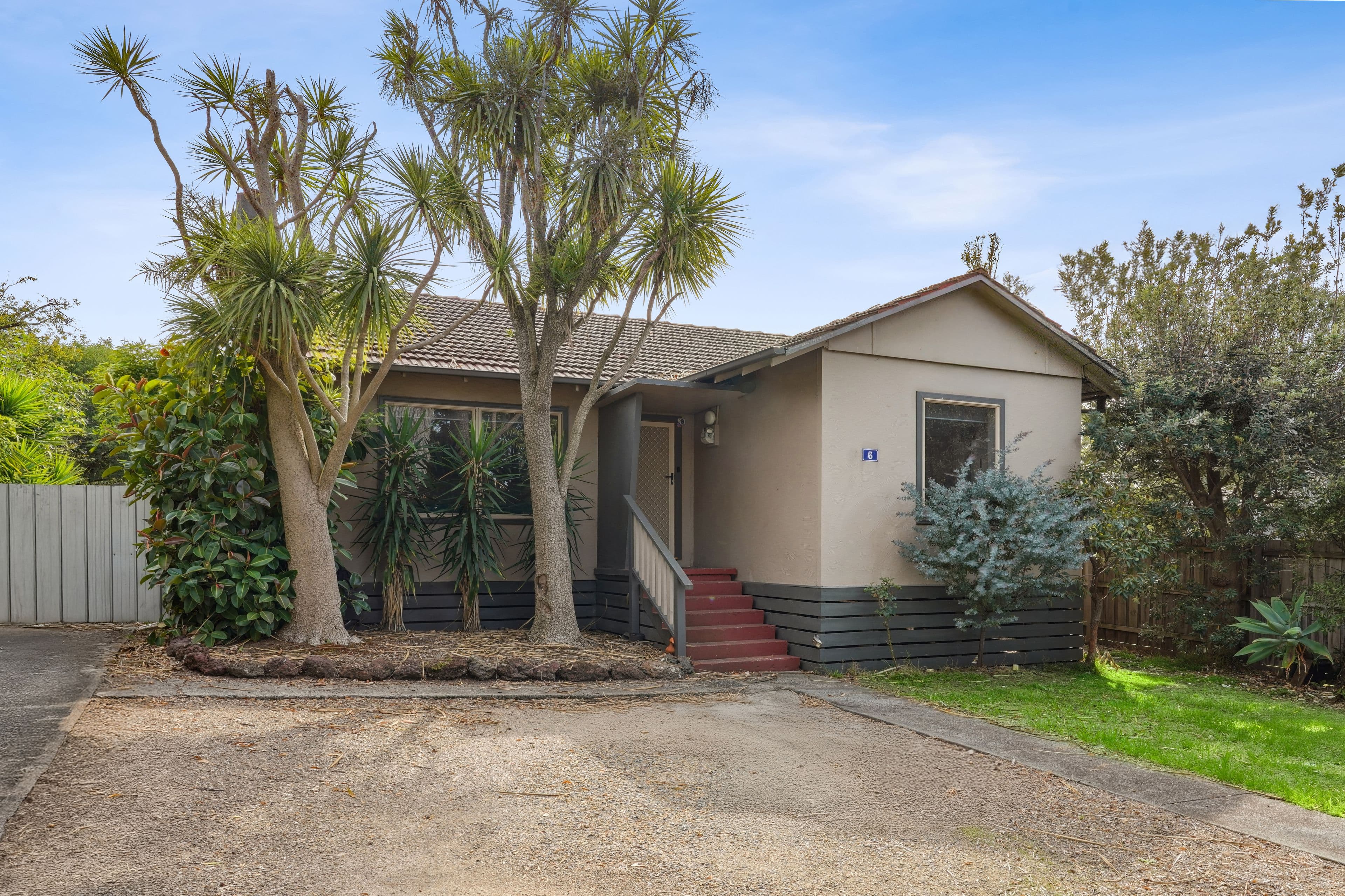 6 Summerhill Road, Reservoir VIC 3073, Reservoir - Image 1