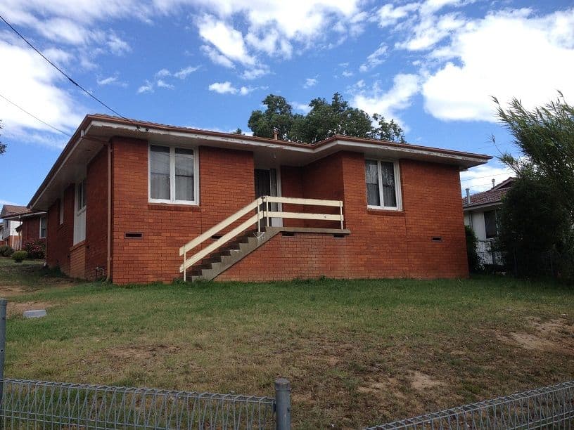 28 Algona Crescent, Orange - Image 1