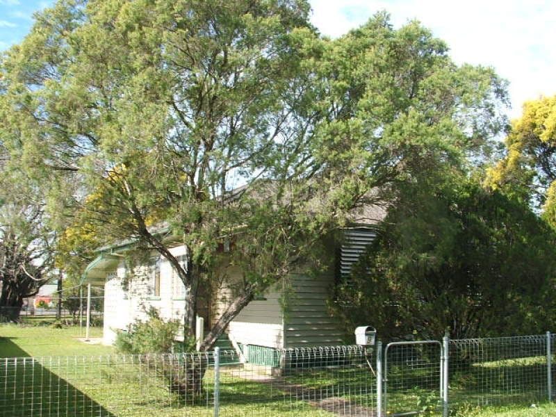 9 Clare Road, ROCKLEA QLD 4106, Rocklea - Image 1