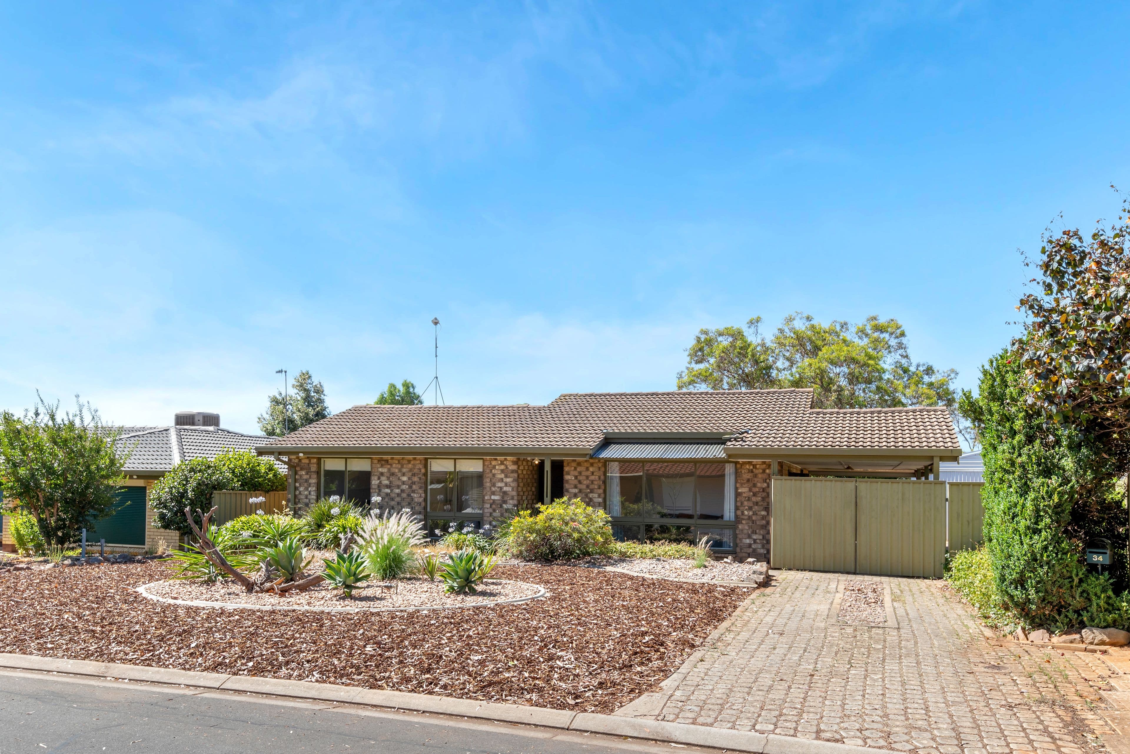 34 Otama Court, Craigmore SA 5114, Craigmore - Image 1