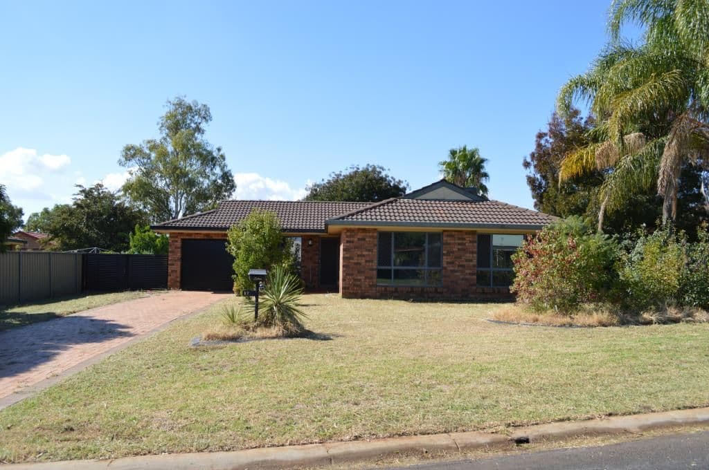 17 Eden Park Avenue, DUBBO NSW 2830, Dubbo - Image 1