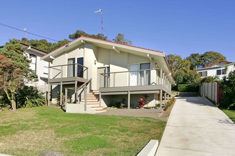 9 Vista Parade, BATEAU BAY NSW 2261, Bateau Bay - Image 1