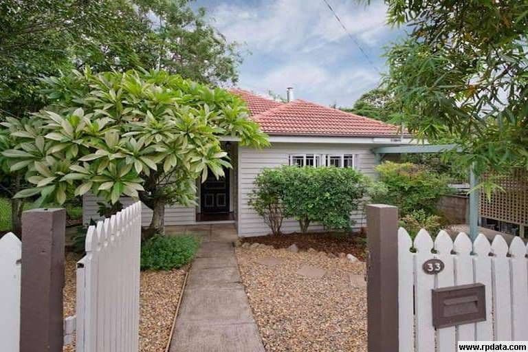 33 Equinox Street, TARINGA QLD 4068, Taringa - Image 1