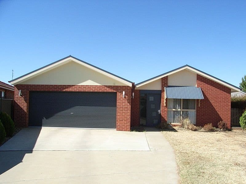 6 Nile Court, ECHUCA VIC 3564, Echuca - Image 1