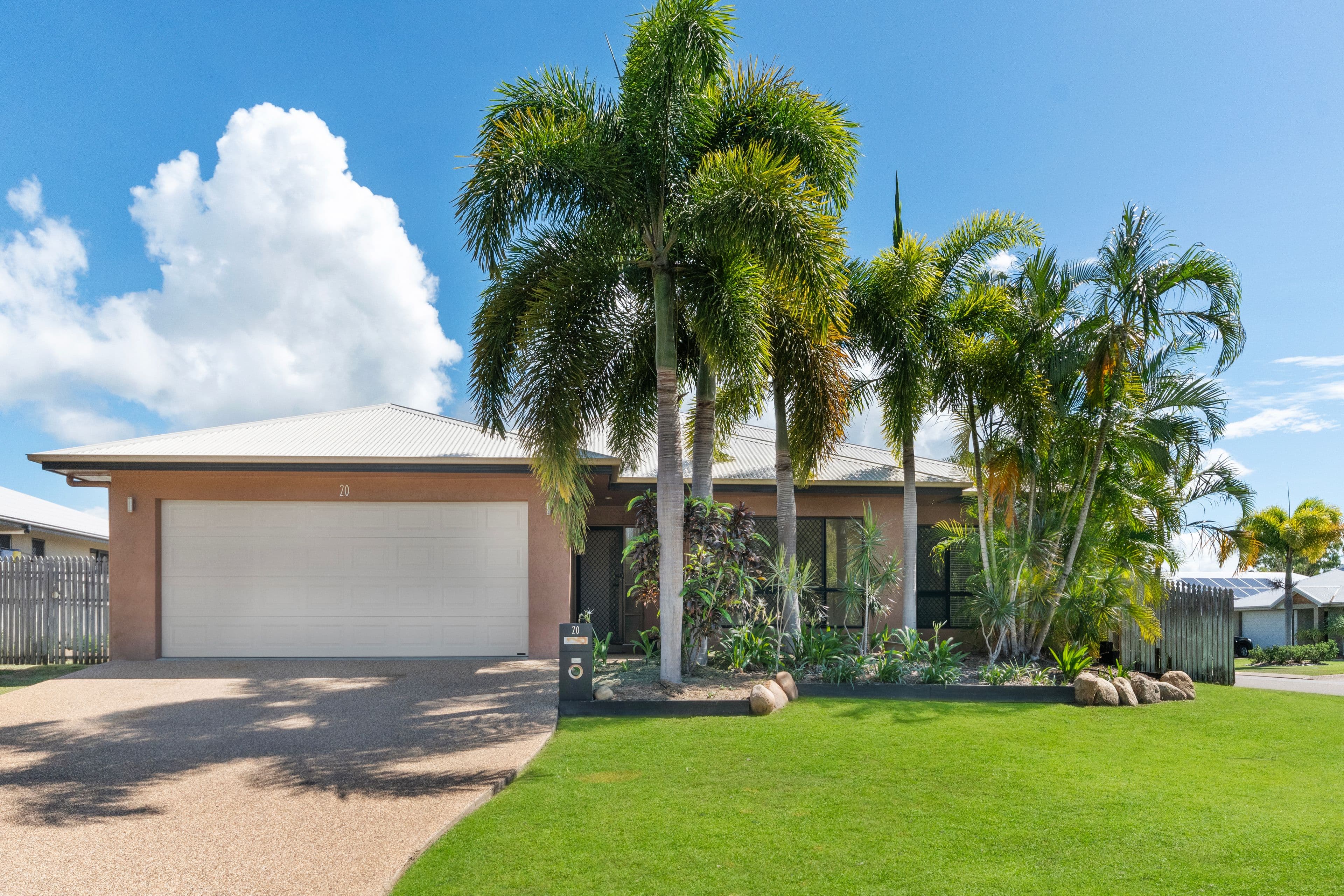 20 Greentree Circuit, Bushland Beach QLD 4818, Bushland Beach - Image 1