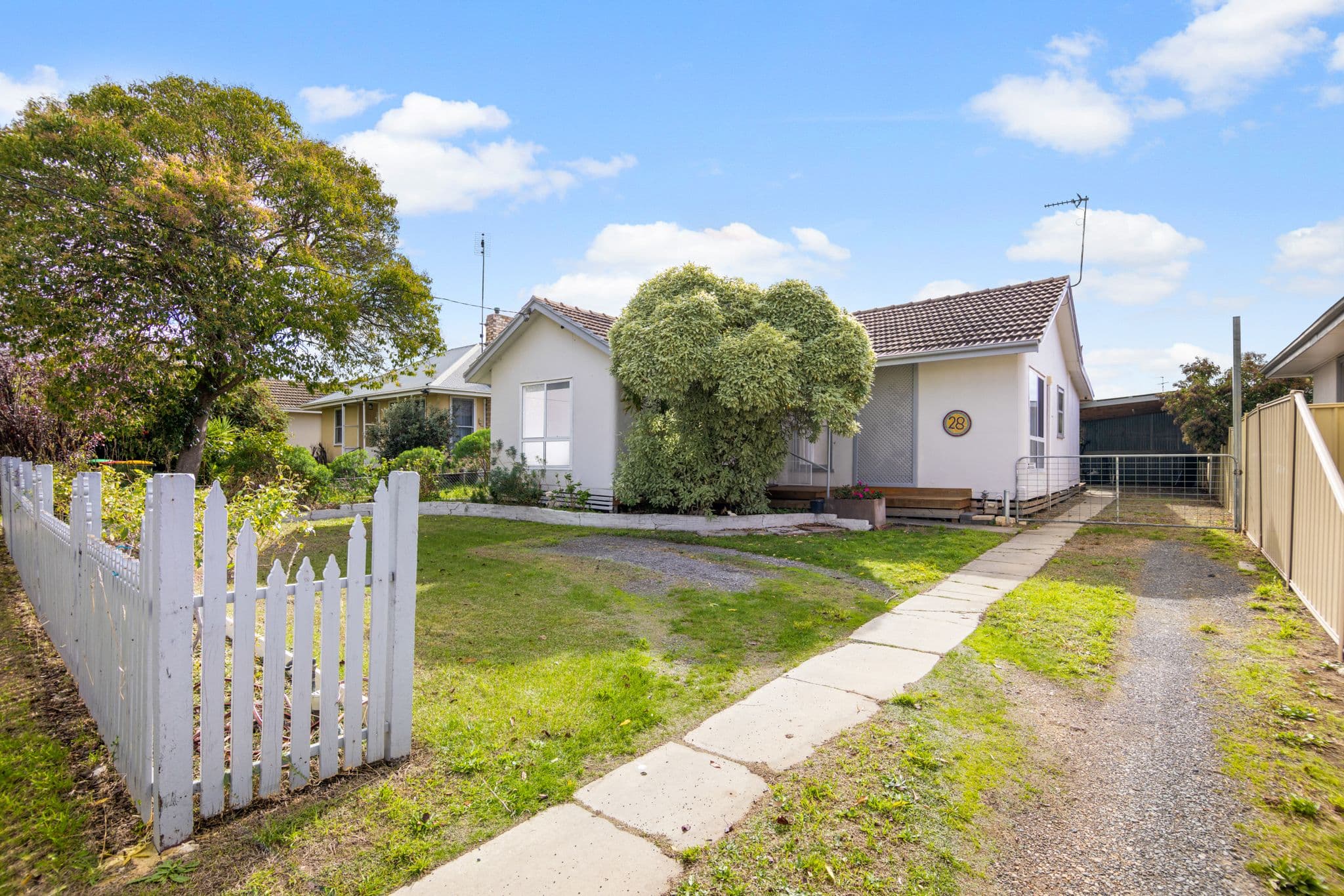 28 Elizabeth Street, Horsham VIC 3400, Horsham - Image 1