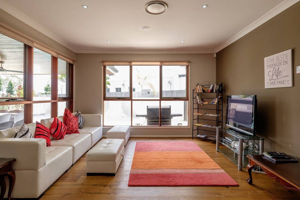 18 Francis Avenue, Rochedale QLD 4123, Rochedale - Image 1