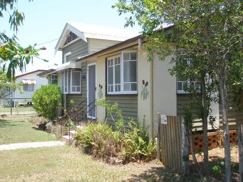 39 Pitt Street, WALKERVALE QLD 4670, Walkervale - Image 1