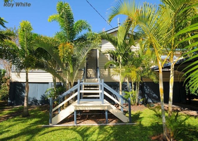 209 Torquay Terrace, TORQUAY QLD 4655, Torquay - Image 1