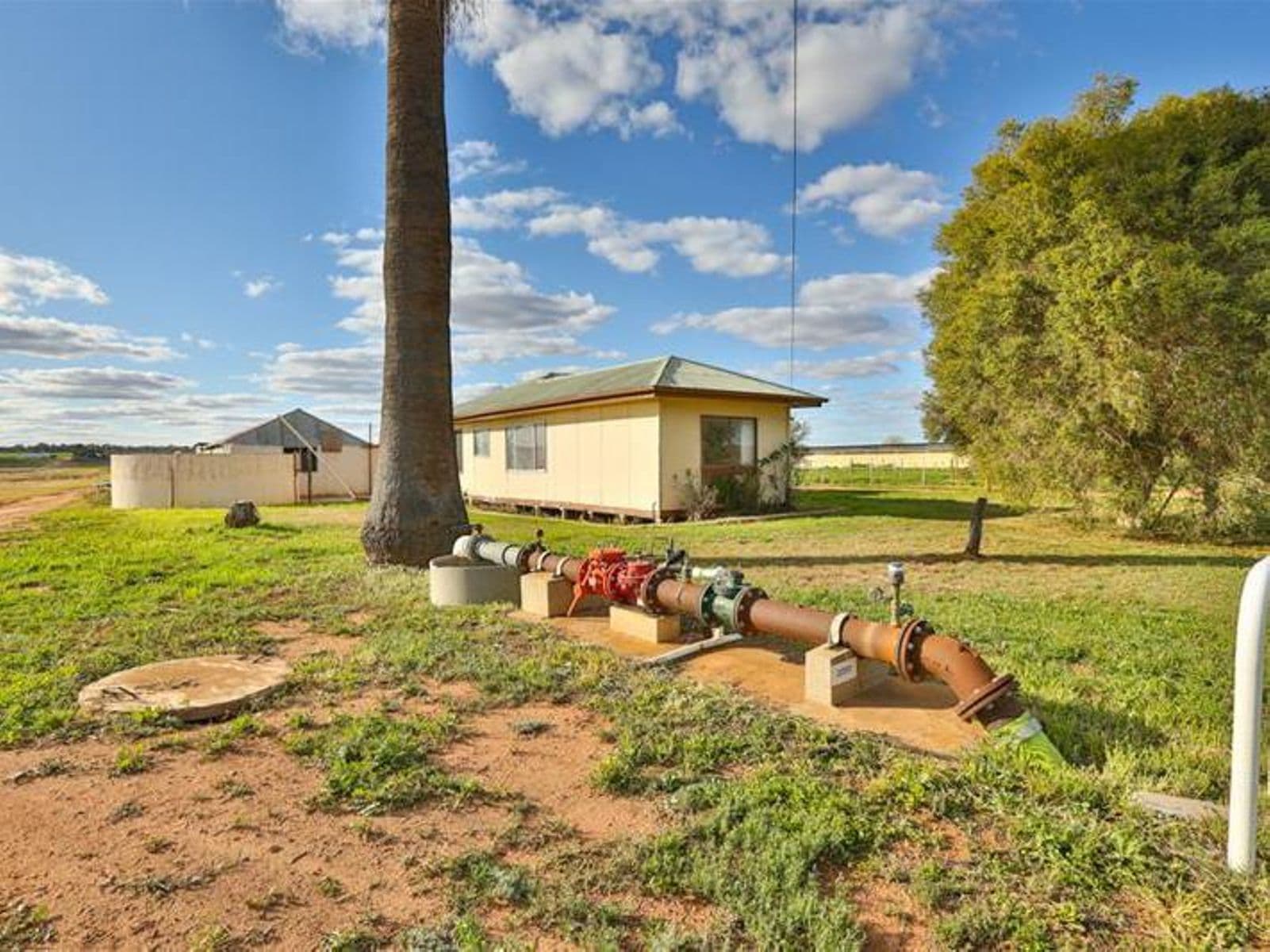 35 Trawalla Road, Coomealla - Image 1