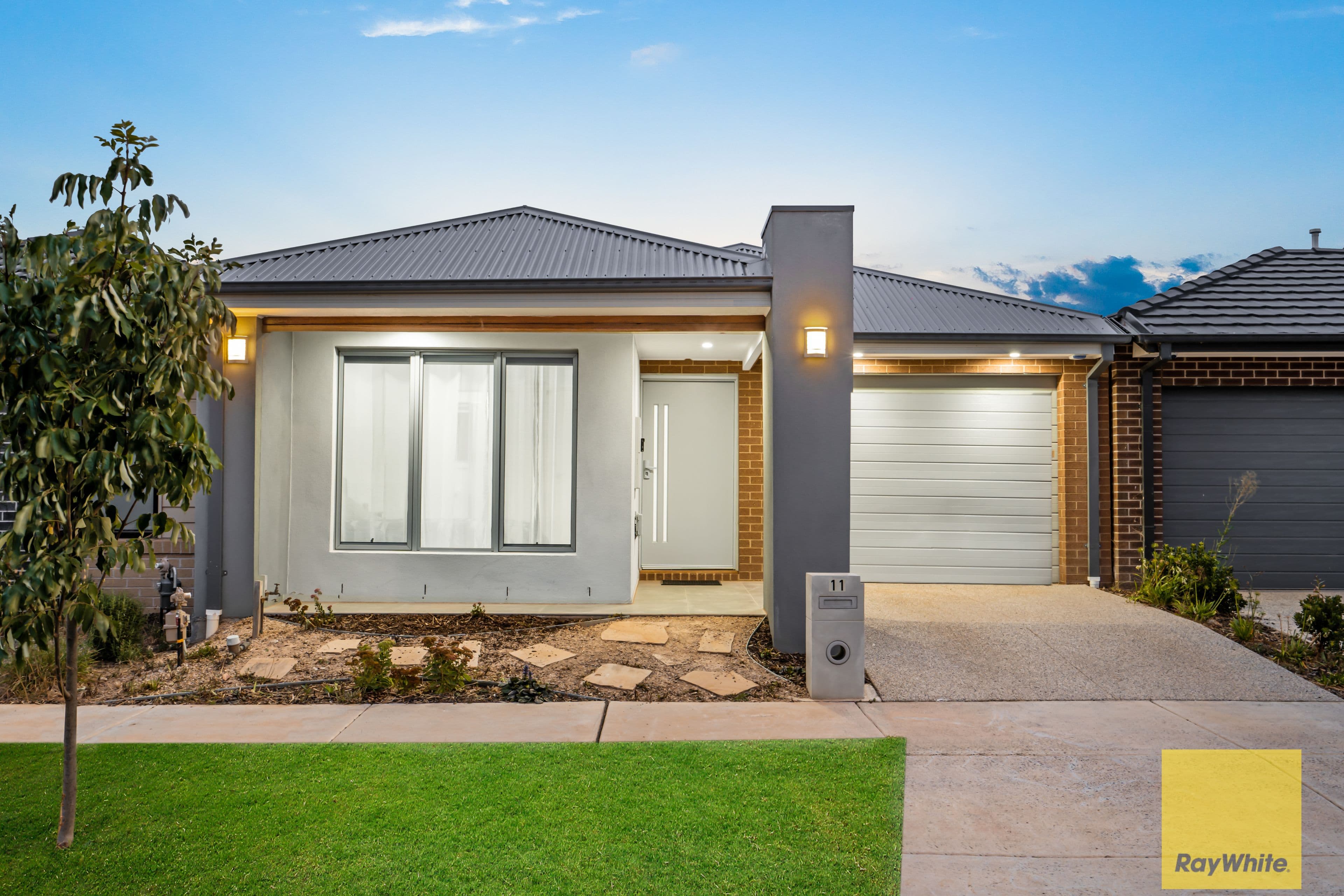 11 Sobers Drive, Rockbank VIC 3335, Rockbank - Image 1