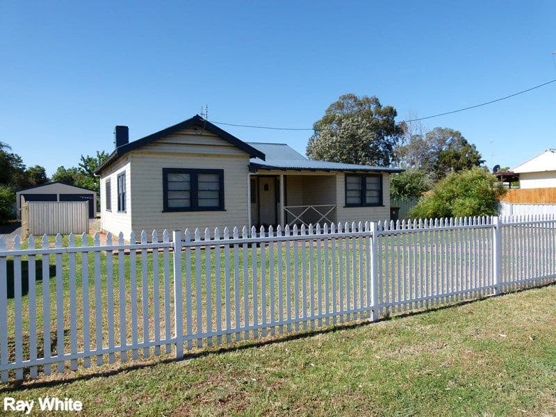 11 Thomson Street, FORBES NSW 2871, Forbes - Image 1